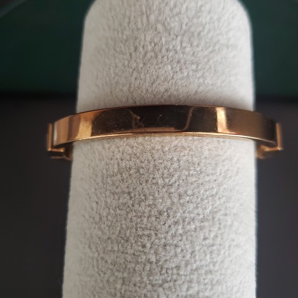 Michael Kors Hinged Bangle Rose Gold with Rhinestone Band Designer Signed - Picture 10 of 11